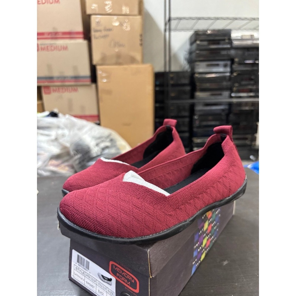 Bernie mev catwalk x burgundy black size 35 / us 4